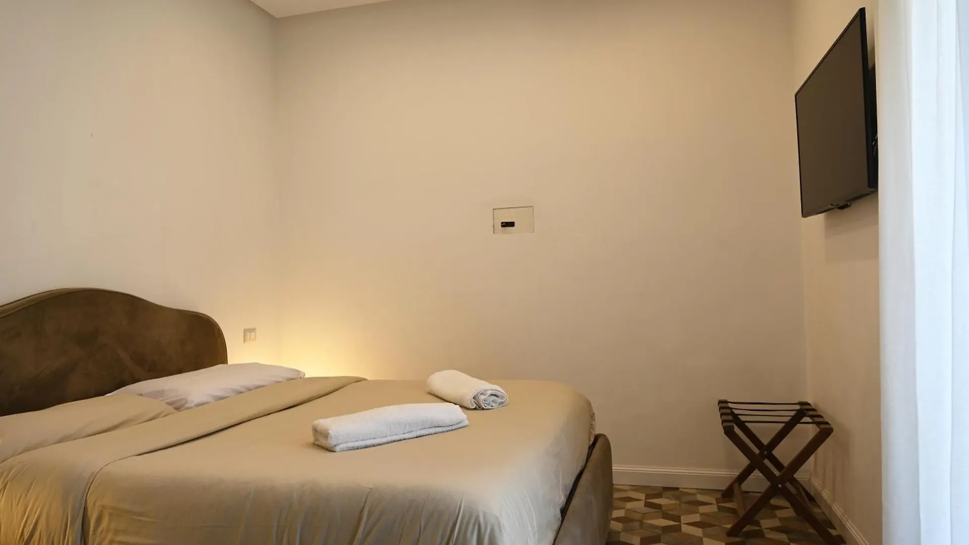 Qhouse Daire Napoli İtalya